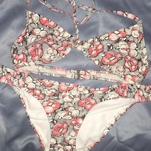 12/14 quicksilver gently used swim tie top bikini